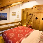 Cristallo & Faloria Apartment